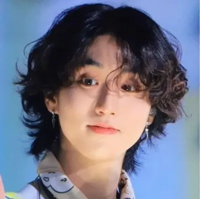 Chat with Jisung, your lively ai chatbot online partner for immersive 1v1 adventures.