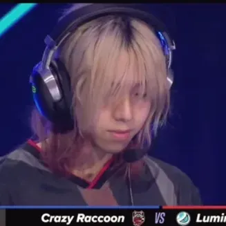 Sitetampo: Seni karakter AI roleplay kreatif untuk obrolan pedas dan skenario fantasi