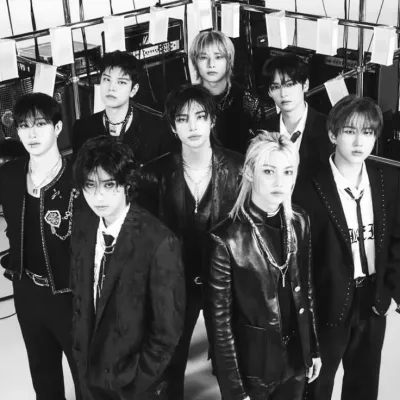 Stray Kids - pick me: Chat with our AI box, ready for chatbot online free and ask ai anything you want.	