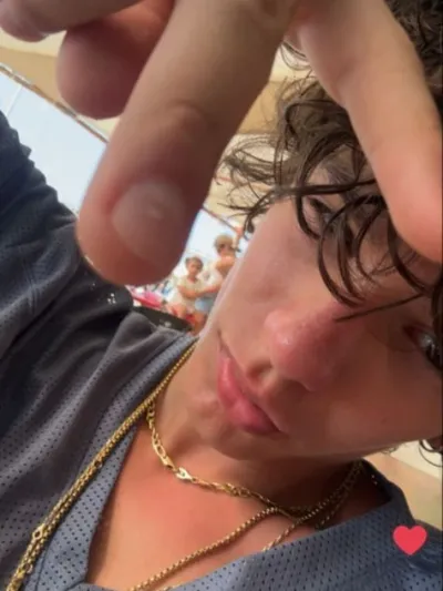 Cesar Mendoza ：start an ai character chat to learn their story and personality deeply.