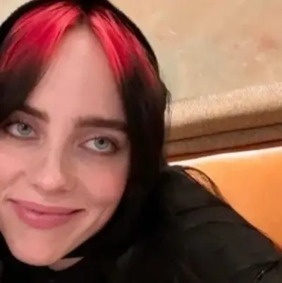 Billie Eilish: Arte de personagem de RPG de IA com tema de fantasia para narrativa envolvente