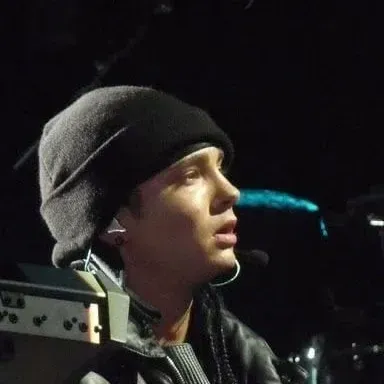 Chat with tom kaulitz - death, your interactive AI characters companion for endless roleplay fun.