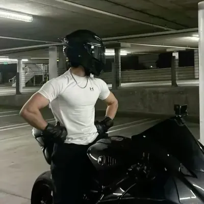 Explore endless possibilities with Lucas, a friendly AI chat free companion.