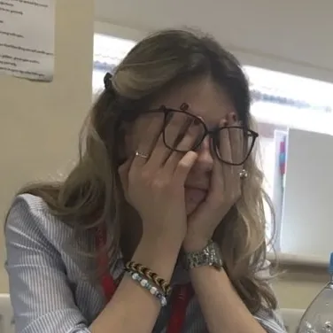 English Teacher: ideal for deep roleplay with ai chat no filter mode.