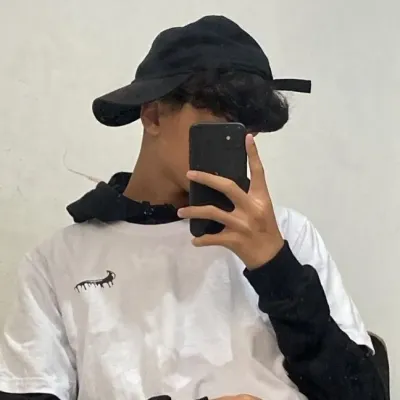 Talk to Nicolas, your interactive talk AI friend for creative adventures.