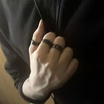 Hiro - BL is an anime ai chat role perfect for users looking for ai chat no filter experience.