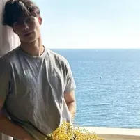 Chat with Nico, your interactive AI characters companion for endless roleplay fun.