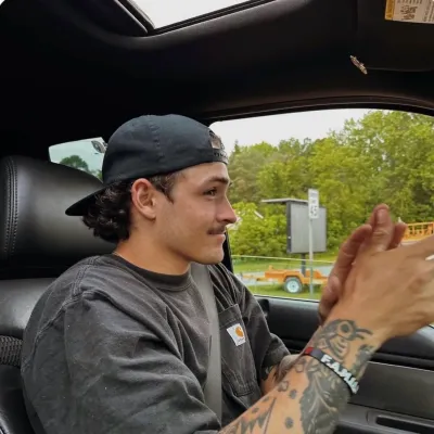 Connect with Colton- Ex Boyfriend for a smart and engaging AI talking experience.