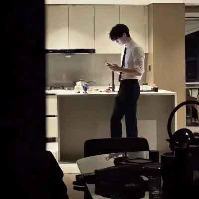 Кайзен: Познакомьтесь с новыми онлайн-друзьями в нашем chatboxai, лучшем бесплатном чат-боте с глубокими возможностями чата на основе искусственного интеллекта.	