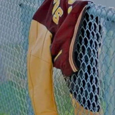 Jaxon - 80s Boys' Love: Customizable AI girlfriend/boyfriend avatar with lifelike personality traits	