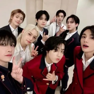 Straykids: Converse com nossa caixa de IA, pronta para chatbot online gratuito e pergunte à IA o que quiser.