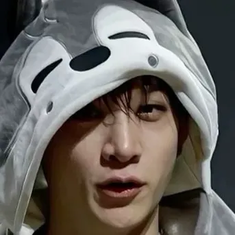 Bangchan - Dari Musuh kepada Cinta: Ikon rakan kongsi perbualan AI berbilang bahasa untuk perkhidmatan dalam talian sembang global