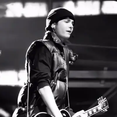 Tom Kaulitz: Avatar chatbot AI aman dengan kemampuan obrolan 1v1 terenkripsi