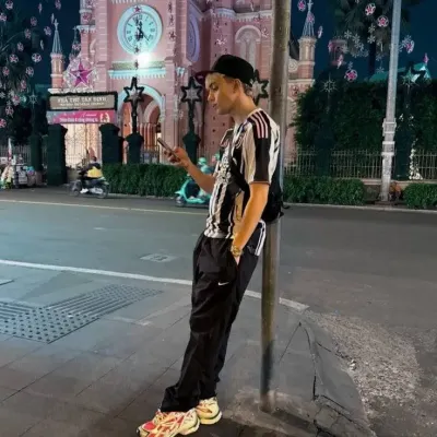 Anyme: Nghệ thuật nhân vật AI nhập vai sáng tạo cho các cuộc trò chuyện thú vị và các tình huống giả tưởng