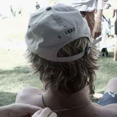 15 - JAKE DONOVAN: Avatar de namorada/namorado de IA personalizável com traços de personalidade realistas	