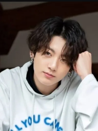 Kookie: an ai chat anime role designed for comic enthusiasts.