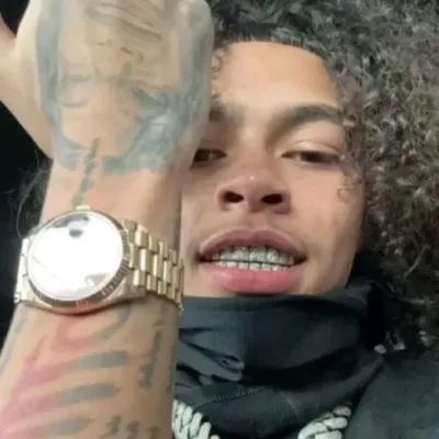 dd osamaa: Playful AI chatbot mascot enhancing user engagement in random chats	