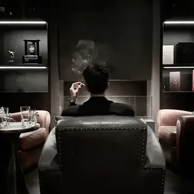 CEO HUSBAND: start a unique ai rp journey and create your own narrative.