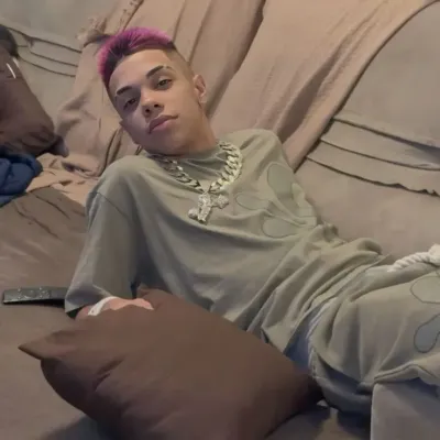 Mc Tato: Secure AI chatbot avatar with encrypted 1v1 chat capabilities	