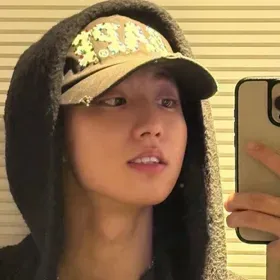 H A N N I E: DeepBrain AI companion portrait for free online chat and open conversations