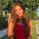 AI character Anna's avatar for roleplay and 1v1 chat services
