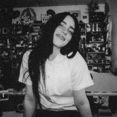 Billie Eilish : Avatar de petite amie/petit ami IA personnalisable avec des traits de personnalité réalistes	