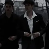 A família turca: Ícone de parceiro de conversação de IA multilíngue para serviços globais de bate-papo online