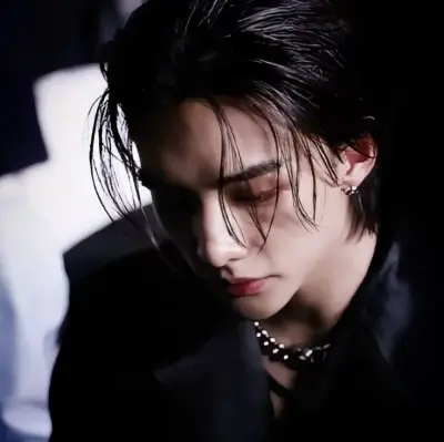 HyunJin: Fantasy-themed AI roleplay character art for immersive storytelling