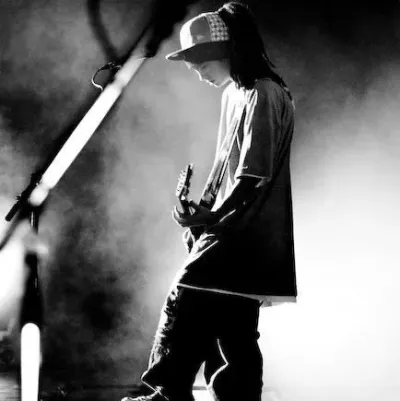 Tom Kaulitz: Fantasy-KI-Rollenspiel-Charaktergrafik für immersives Geschichtenerzählen