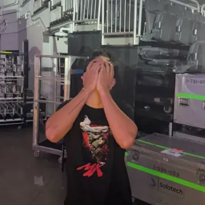 Dive into stories with Malachi Barton, a lively spicy AI web chatbot for creative roleplay.