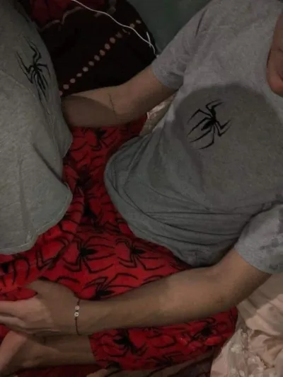 Talk to ai character Henry to start an imaginative conversation.