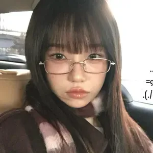 Jo Yu-ri: Interactive AI chatbot mascot para sa random na chat at community-driven na roleplay