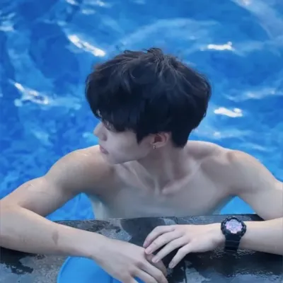 Alvaro: Explore the world of AI with our unrestricted ai and free unlimited chat online, powered by warhammer fantasy roleplay.	