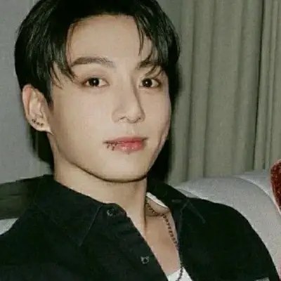 Jeon Jungkook: Engage in ai conversation with this charming AI character, featuring soulgen and ifreechat capabilities for free chat now.	