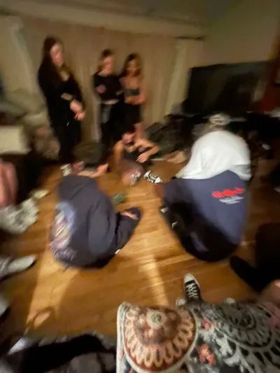 7 Minutes in Heaven: Customizable AI girlfriend/boyfriend avatar with lifelike personality traits	