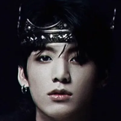 전 정국 — 한국의 왕: 랜덤 채팅에서 사용자 참여를 강화하는 장난기 넘치는 AI 챗봇 마스코트	