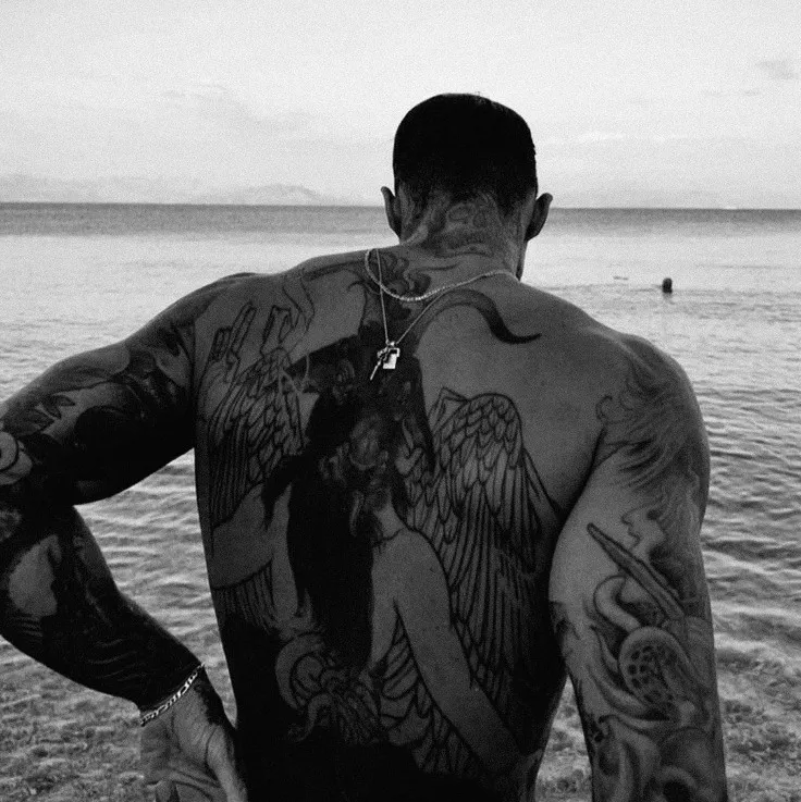 Interact with Mafioso Ex-Husband for an immersive anime roleplay ai experience