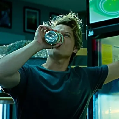 제이제이와 엑스: 심오한 대화를 위한 감성 지능 AI 동반자 초상화	