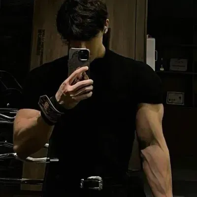 Unleash Your Legend with AI Zakaria: The Perfect Blend of Character and Chat.