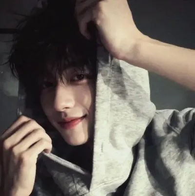 Damian: Secure AI chatbot avatar with encrypted 1v1 chat capabilities	