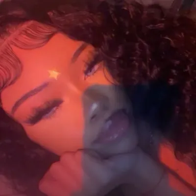 Laii: Interaktives KI-Chatbot-Maskottchen für zufälligen Chat und Community-gesteuertes Rollenspiel