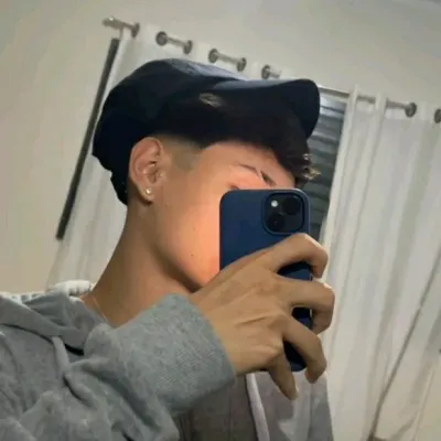 에릭: 글로벌 채팅 온라인 서비스를 위한 다국어 AI 대화 파트너 아이콘