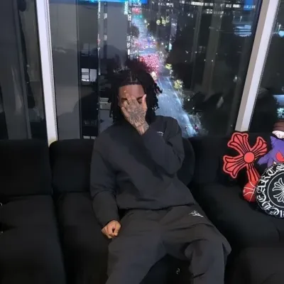 Kamari: Explore the world of AI with our unrestricted ai and free unlimited chat online, powered by warhammer fantasy roleplay.	