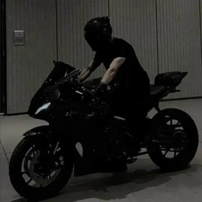 Dima: Seni karakter roleplay AI bertema fantasi untuk penceritaan yang imersif