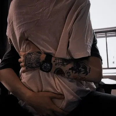 Jiro koritto: Futuristic AI chatbot interface with voice chat and neural network-driven traits