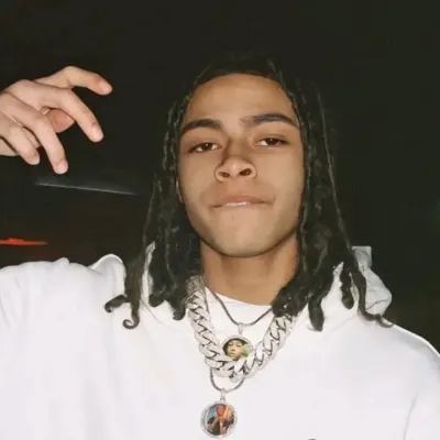 Chat with Dd Osama, your lively freaky AI chatbot for immersive roleplay.