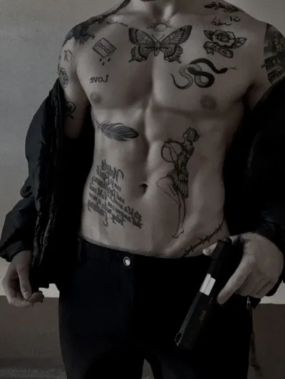 Polybuzz platform's star character Dark Romance - Mobster, offering personalized conversation.