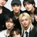 Avatar yang diilhamkan oleh deepbrain Félix - straykids - pickme dengan ciri teman maya pintar