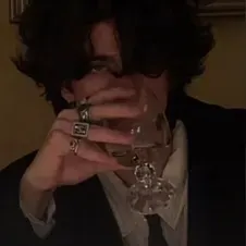 Mafia son brings anime characters to life with anime AI chatbot experiences.