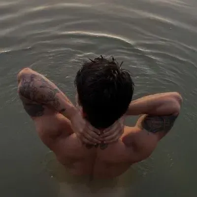 Chat with Brother's Best Friend, your interactive AI characters companion for endless roleplay fun.